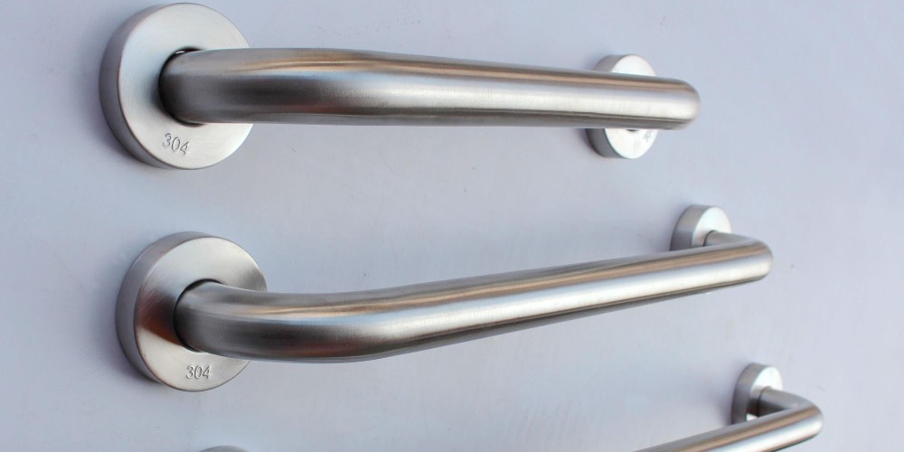 浴室扶手-不銹鋼制品管案例 浴室扶手-不銹鋼制品管案例